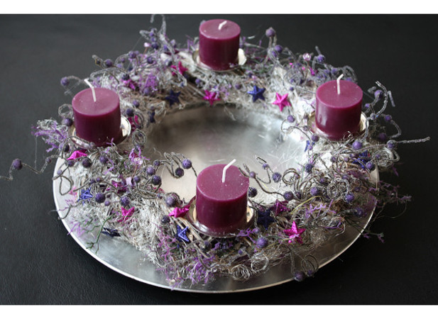 Avantgardistischer Kranz