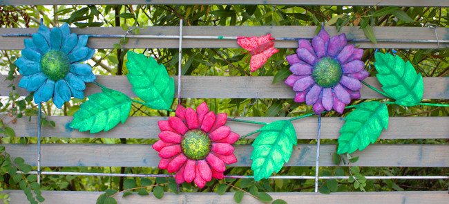 Rankgitter als farbenfrohe Dekoration