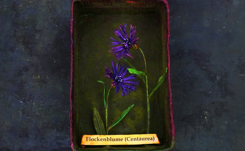 Flockenblume(Centaurea) aus Papier